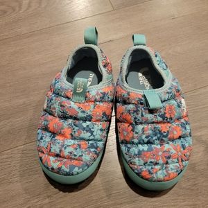 The North Face Thermoball Traction Mule slippers